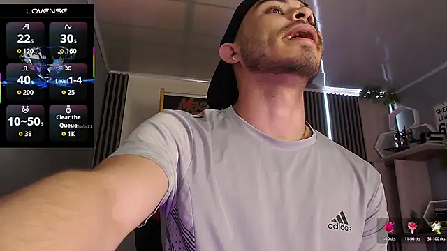 Snapshot of Bastian_MCcormick chatting on 12.18.25 Bastian MCcormick online show from 12.18.25