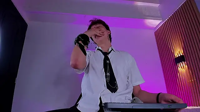 IM DAREN online show from 10.28.25