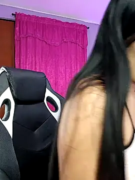 LunaaRosse online show from 10.30.25