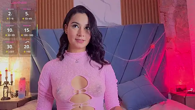 nathalia koch  online show from 10.18.25