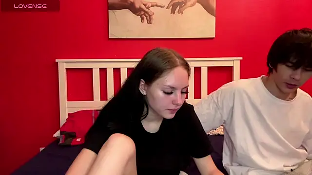 Snapshot of flowerscouple chatting on 09.30.25 flowerscouple online show from 09.30.25