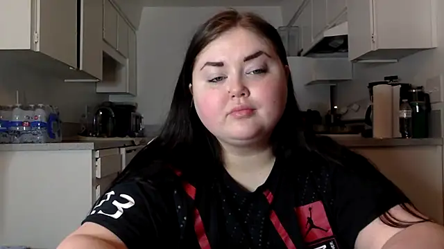 JJbaby1 online show from 11.04.25