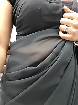 Snapshot of SEEMA_127 chatting on 11.08.25 SEEMA 127 online show from 11.08.25