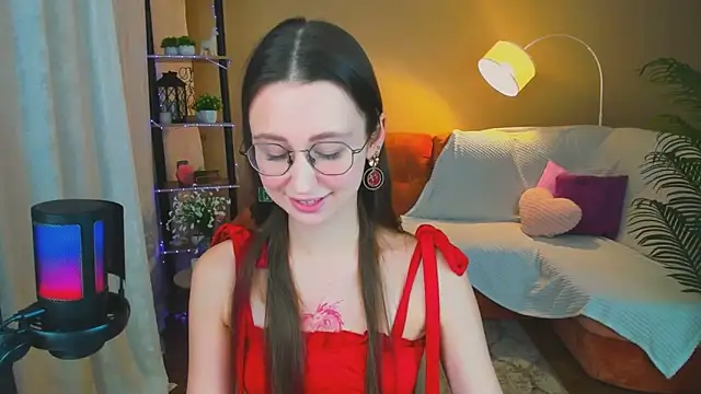 Snapshot of YourLovellyStory chatting on 11.16.25 YourLovellyStory online show from 11.16.25