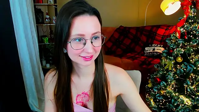 YourLovellyStory online show from 01.12.26