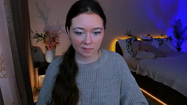 AlluringLookk online show from 09.21.25