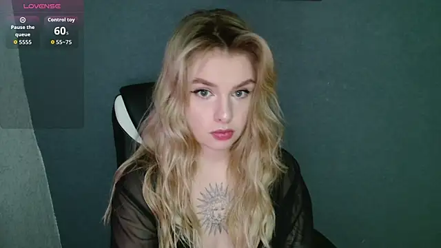 AngelicaHollywood online show from 10.27.25