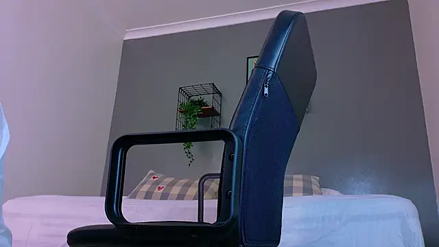 MrFox   online show from 03.28.26