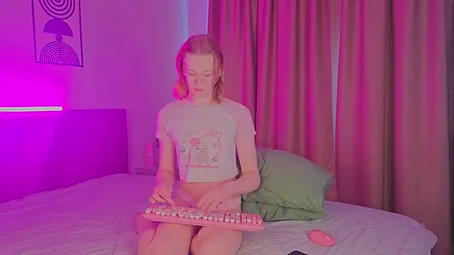 Olivia-Pink online show from 06.01.26