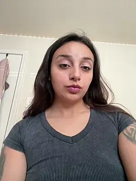 CharmingMaddie online show from 05.17.26