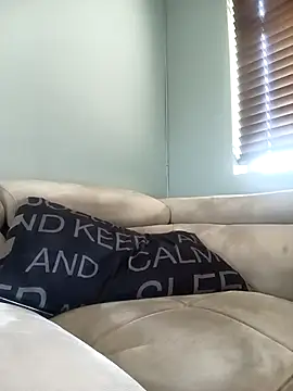 Snapshot of Thabo1004 chatting on 10.25.25 Thabo1004 online show from 10.25.25