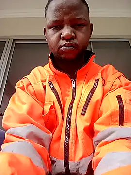 Snapshot of Thabo1004 chatting on 12.01.25 Thabo1004 online show from 12.01.25