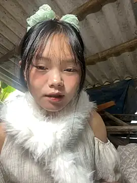 Snapshot of AdamLazis chatting on 11.17.25 AdamLazis online show from 11.17.25