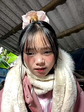 Snapshot of AdamLazis chatting on 11.18.25 AdamLazis online show from 11.18.25