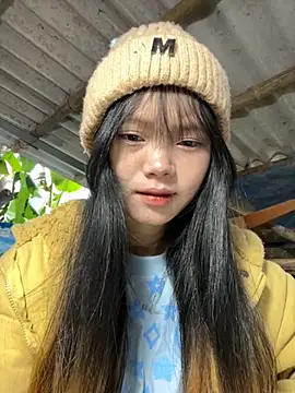 Snapshot of AdamLazis chatting on 11.26.25 AdamLazis online show from 11.26.25