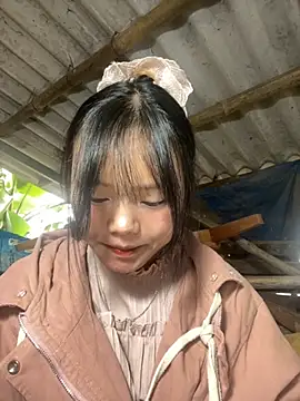 Snapshot of AdamLazis chatting on 12.05.25 AdamLazis online show from 12.05.25