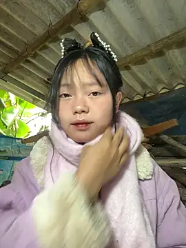 Snapshot of AdamLazis chatting on 12.15.25 AdamLazis online show from 12.15.25