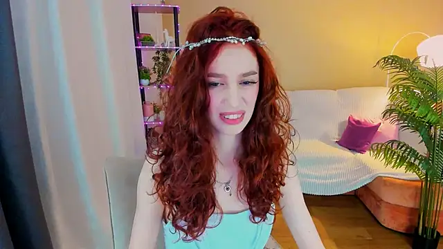 ChristinaConteeree online show from 10.16.25