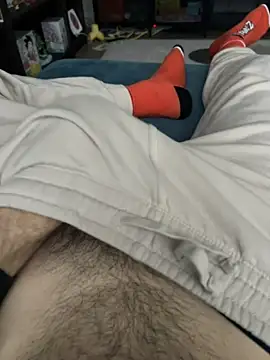 Snapshot of Frankieyyy1 chatting on 12.20.25 Frankieyyy1 online show from 12.20.25