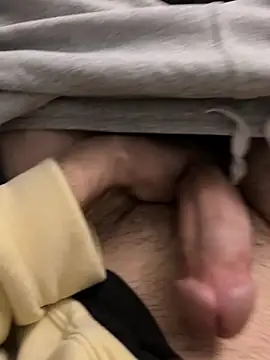 Snapshot of Frankieyyy1 chatting on 02.17.26 Frankieyyy1 online show from 02.17.26