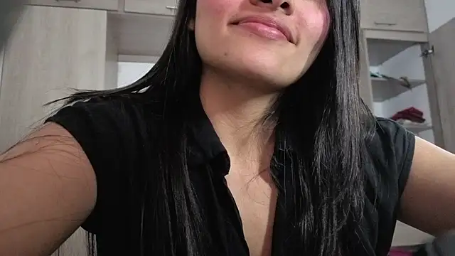 Snapshot of Candela___ chatting on 01.14.26 Candela online show from 01.14.26