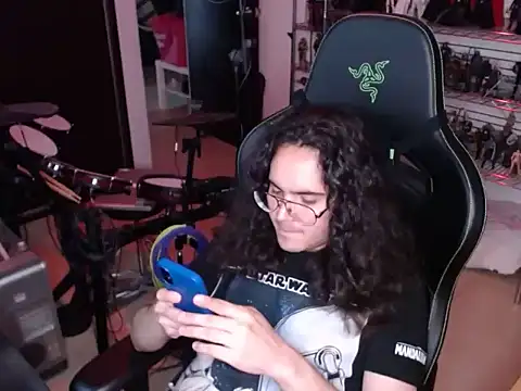 Snapshot of dorrey21 chatting on 12.22.25 dorrey21 online show from 12.22.25