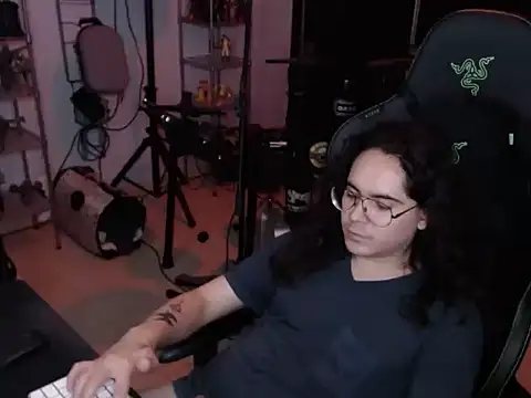 Snapshot of dorrey21 chatting on 04.06.26 dorrey21 online show from 04.06.26