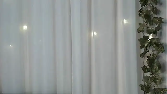 angelainparis28 online show from 11.09.25