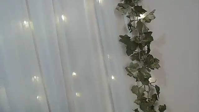 angelainparis28 online show from 11.11.25