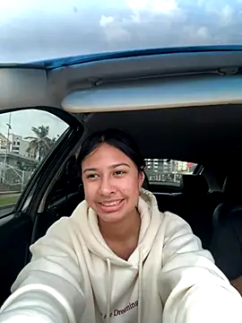 Snapshot of lynn9000 chatting on 10.20.25 lynn9000 online show from 10.20.25