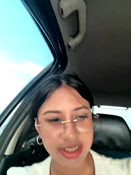 Snapshot of lynn9000 chatting on 10.30.25 lynn9000 online show from 10.30.25