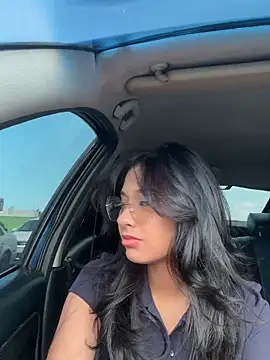 Snapshot of lynn9000 chatting on 11.27.25 lynn9000 online show from 11.27.25