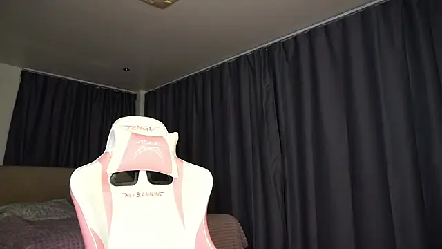 pink princess kate online show from 10.11.25