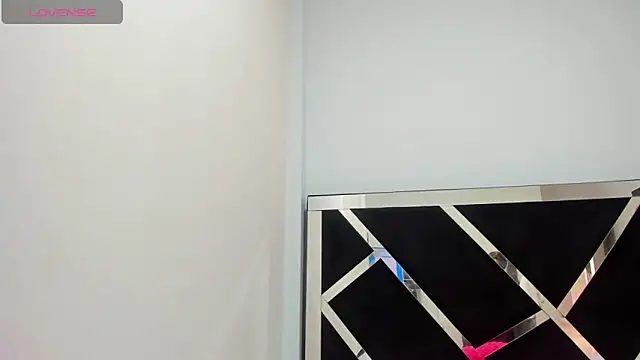 iisabella noa online show from 10.25.25