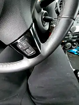 giova17cm online show from 10.31.25