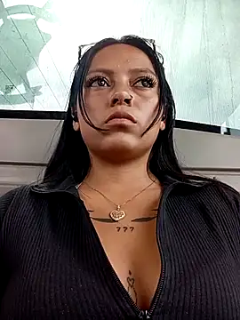 Snapshot of LunaHot_777 chatting on 02.04.26 LunaHot 777 online show from 02.04.26