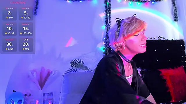 Cooperrosscute233 online show from 11.30.25