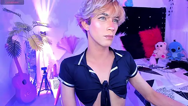 Cooperrosscute233 online show from 01.31.26