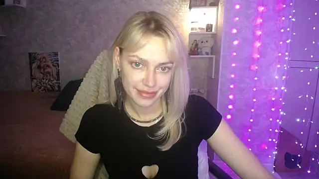 NickyAdamidi online show from 10.25.25