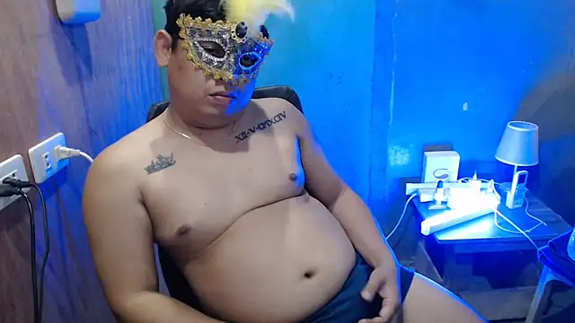 Snapshot of native_cummer chatting on 09.15.25 native cummer online show from 09.15.25