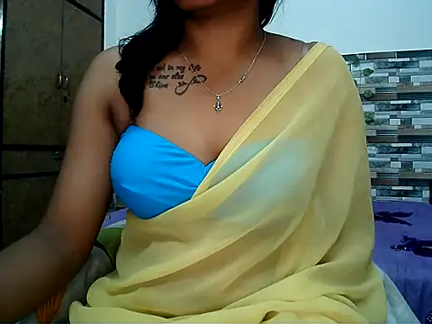 HOT AARVI11 online show from 11.24.25