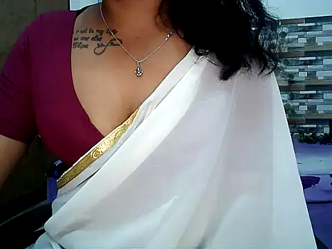 HOT AARVI11 online show from 12.17.25