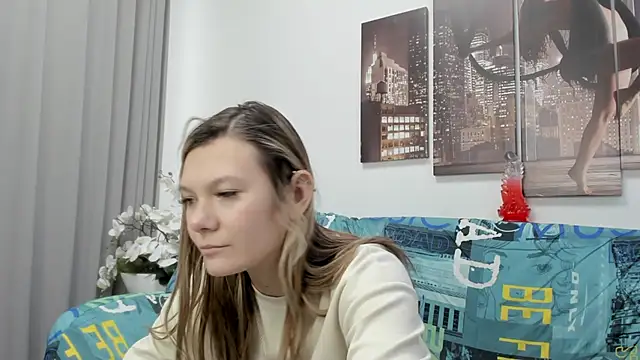 Snapshot of Sunny_Sammy chatting on 11.24.25 Sunny Sammy online show from 11.24.25