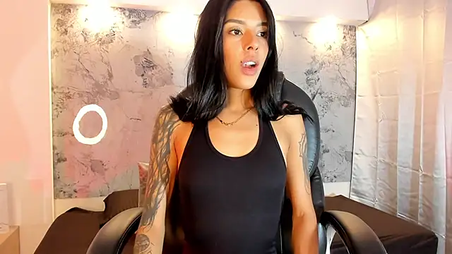 Snapshot of julietha03 chatting on 07.24.26 julietha03 online show from 07.24.26