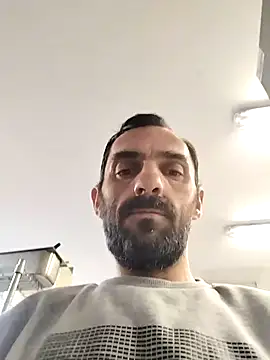 Snapshot of hotmen83 chatting on 10.24.25 hotmen83 online show from 10.24.25