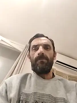 Snapshot of hotmen83 chatting on 10.31.25 hotmen83 online show from 10.31.25