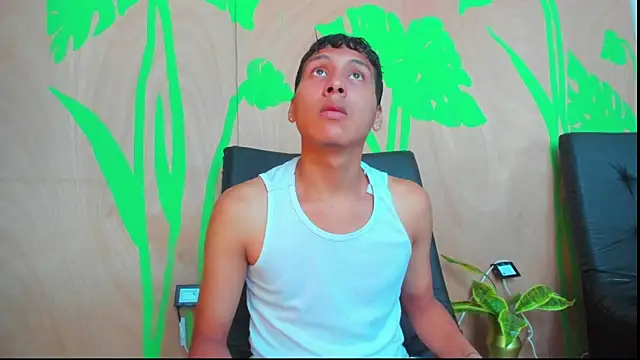 spicy adonhis online show from 03.31.26