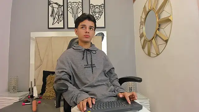 owen  johnson online show from 09.26.25