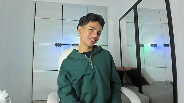 owen  johnson online show from 10.12.25