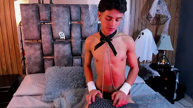 owen  johnson online show from 10.28.25